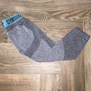 Gym shark cropped leggings